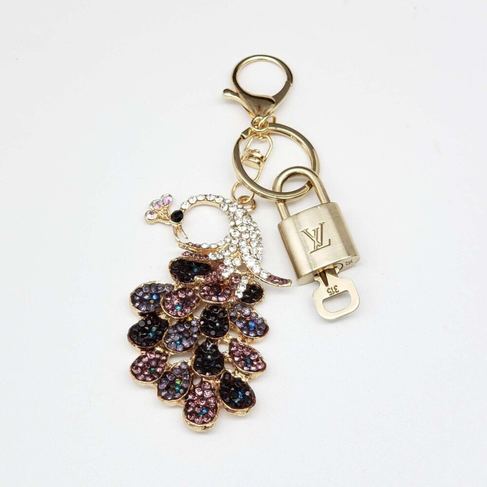 Authentic LV Gold Padlock & Key Set ✨ Luxury Bag Charm w/ Peacock Keychain - Picture 3 of 8
